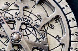 Astrolab in njegov razvoj v islamskem svetu